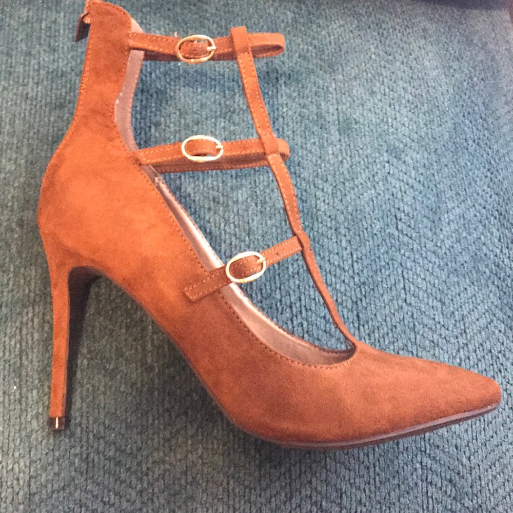 Casual heels